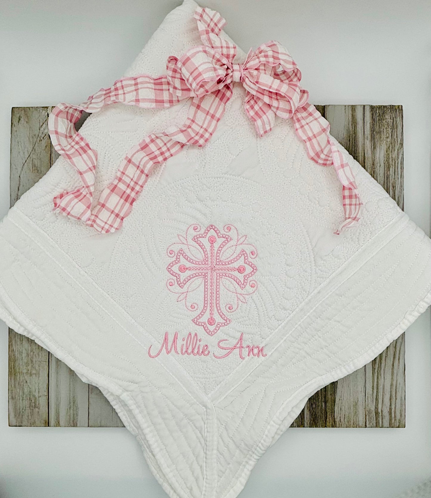 Heirloom Quilt: Celtic Cross Embroidered
